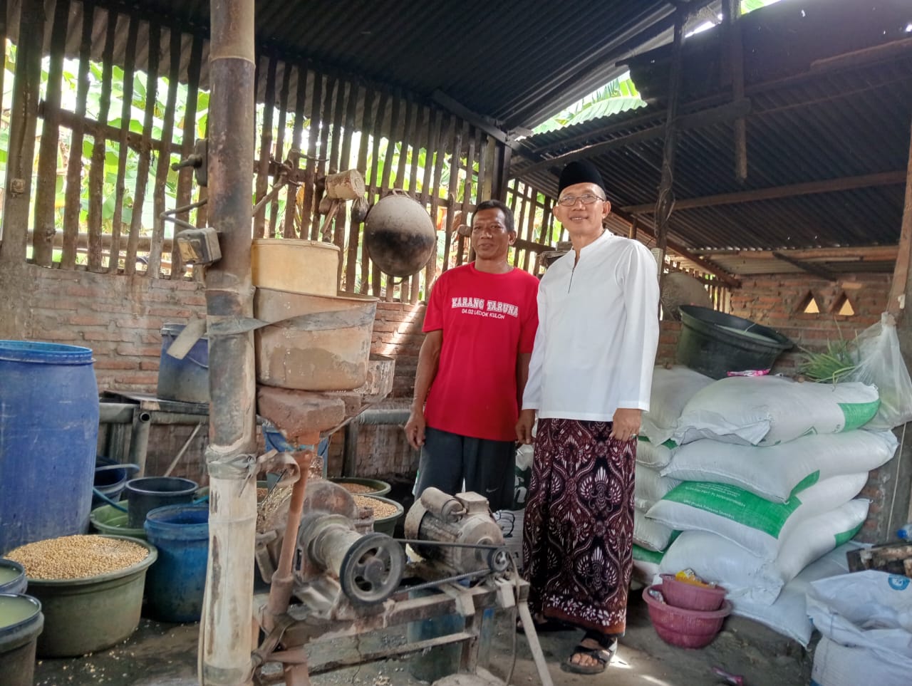 Kunjungi Centra Produksi Tahu Ledok Kulon, Teguh Haryono Dukung Penuh UMKM ini Agar Lebih Maju